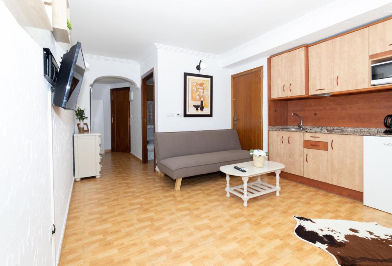 Unique Apartahotel 4-1 Torrevieja Bagian luar foto