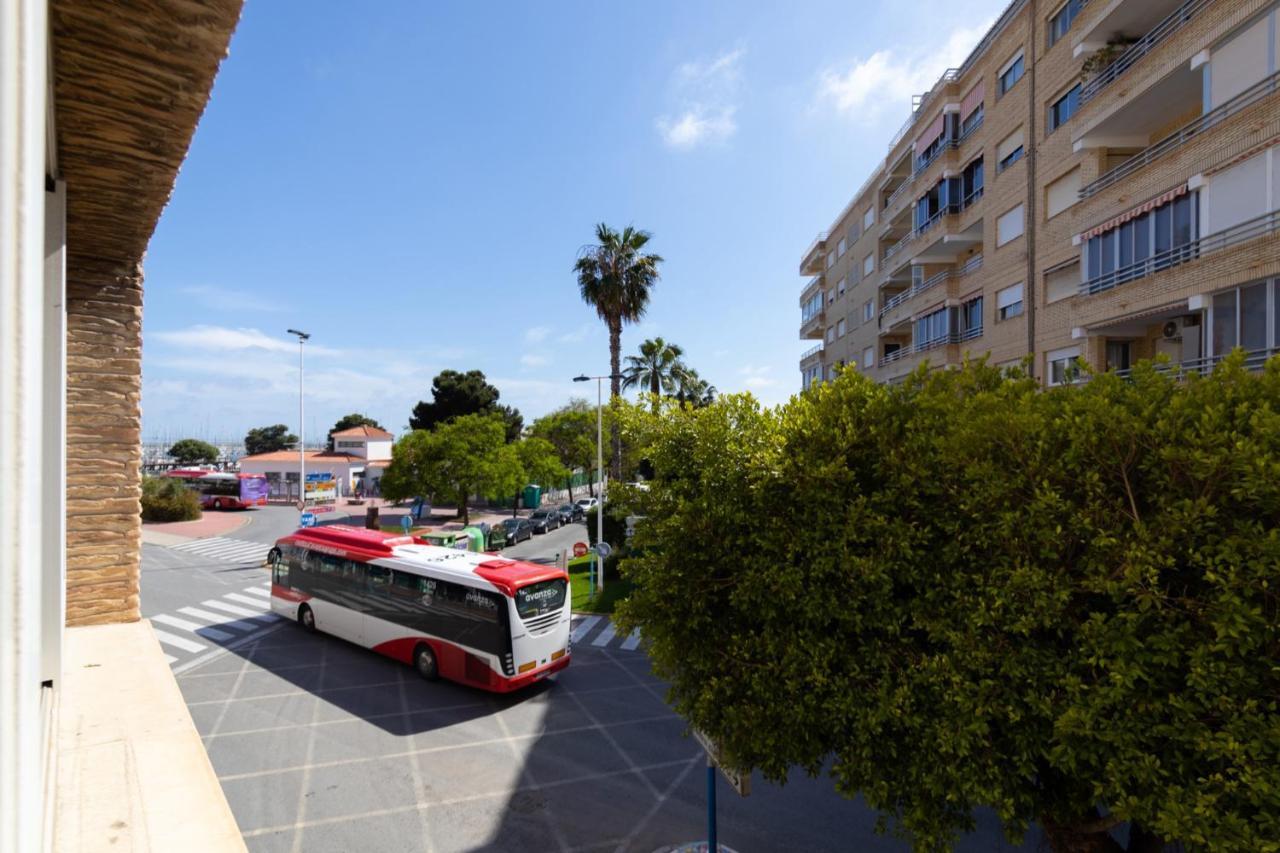 Unique Apartahotel 4-1 Torrevieja Bagian luar foto