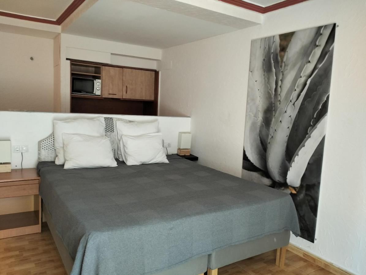 Unique Apartahotel 4-1 Torrevieja Bagian luar foto