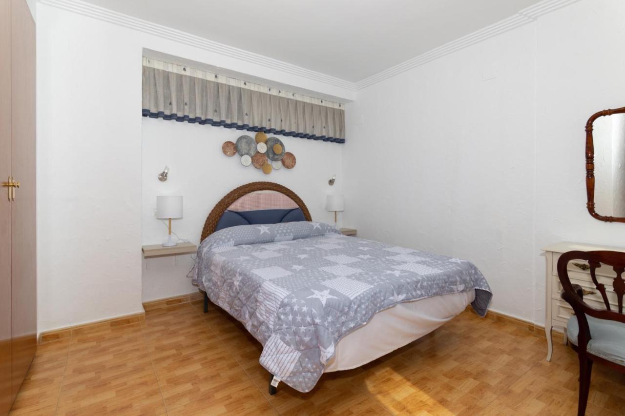 Unique Apartahotel 4-1 Torrevieja Bagian luar foto